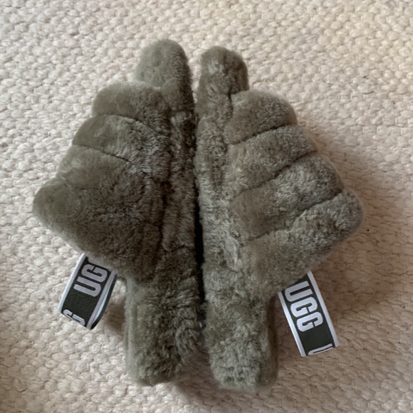 UGG Fluff Yeah Slides size 8 gray/green - Picture 6 of 7